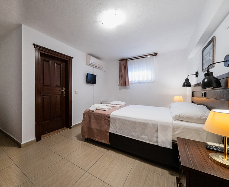 Bodrum Kat Triple Economy