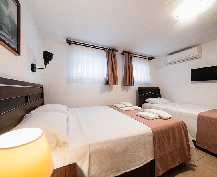 Bodrum Kat Triple Economy