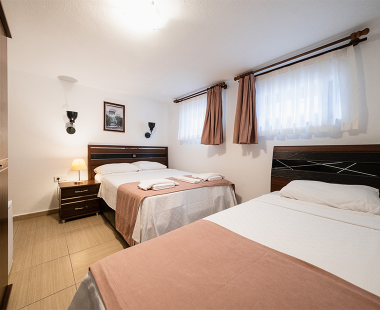 Bodrum Kat Triple Economy